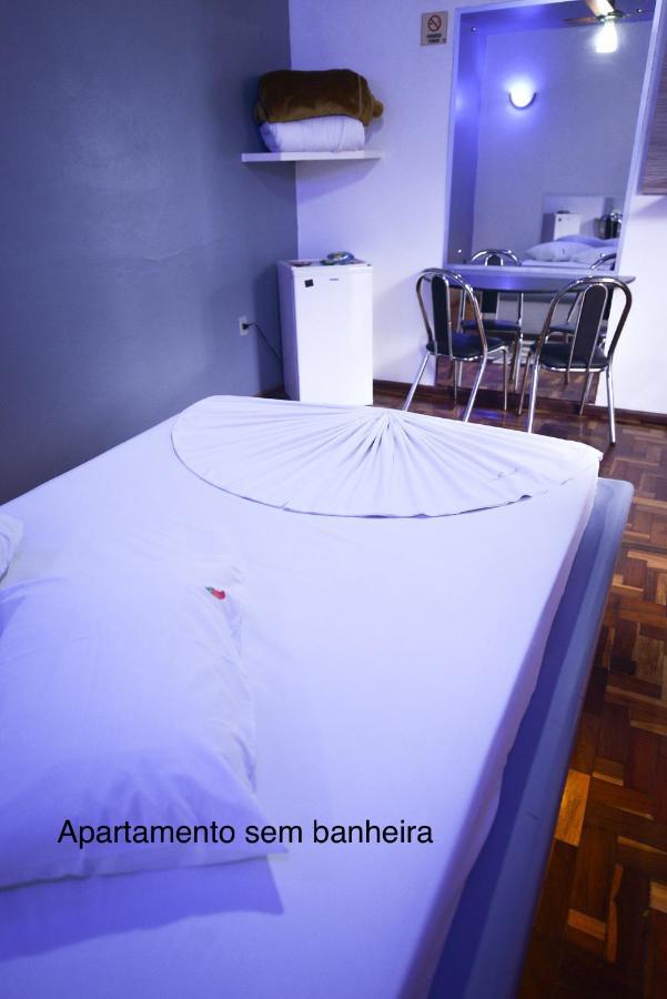 Motel Del Fuego (Adults Only) 佩洛塔斯 外观 照片
