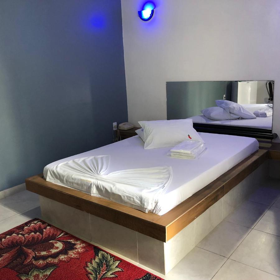 Motel Del Fuego (Adults Only) 佩洛塔斯 外观 照片